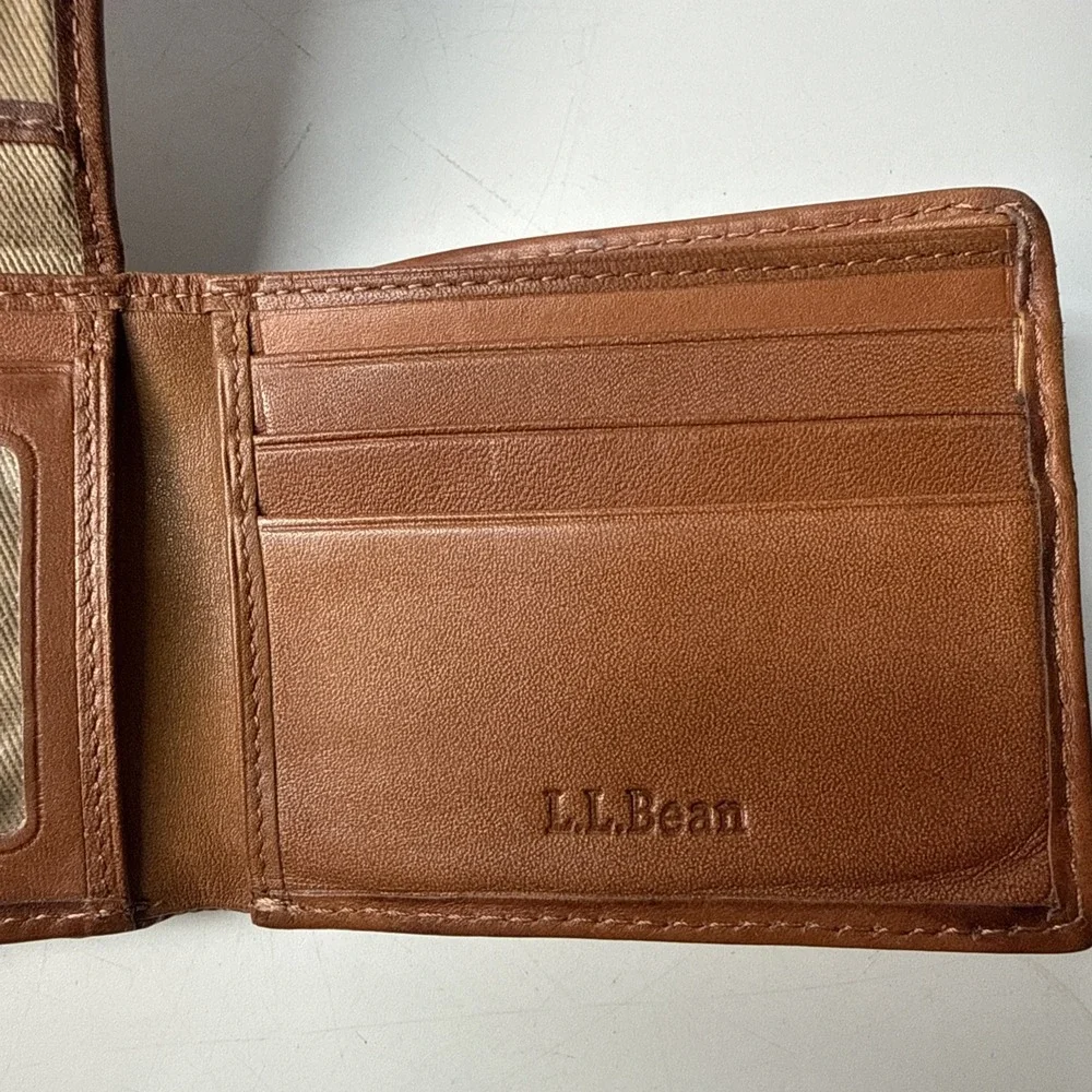 Vintage L.L. Bean Bi Fold Wallet Brown Men's Rare Genuine Leather Classic